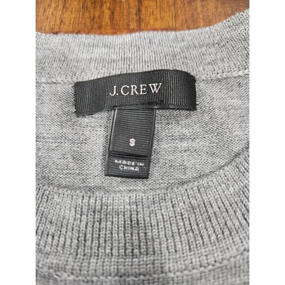 J. Crew 100% Merino Wool Gray Swing Sweater Cropped Overaized Size S 3/4 sleeve - Picture 2 of 6